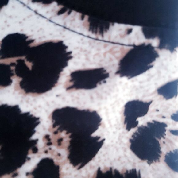 Cotton Emporium Leopard Animal Print Crop Top - Picture 3 of 6
